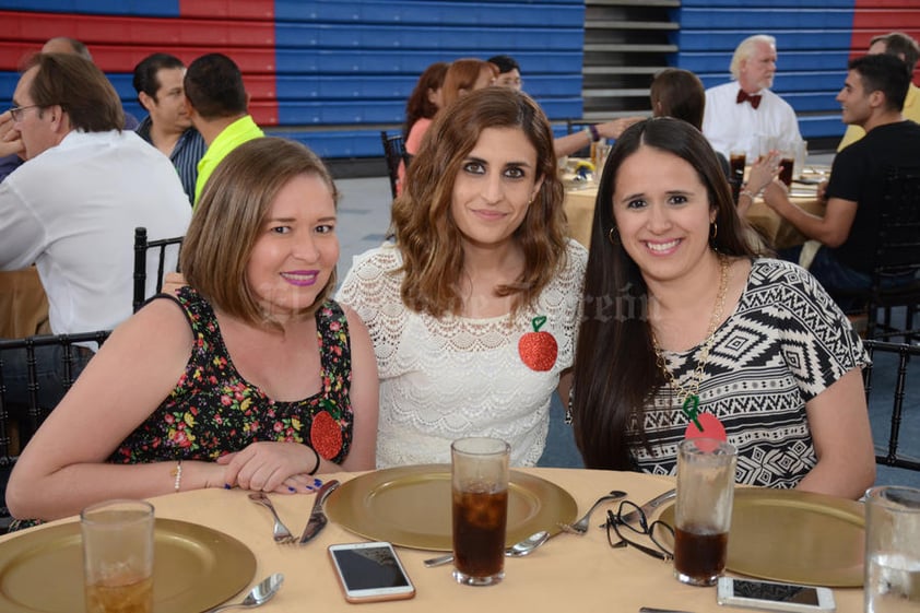 18052016 Ángela, Marimar y Paulina.