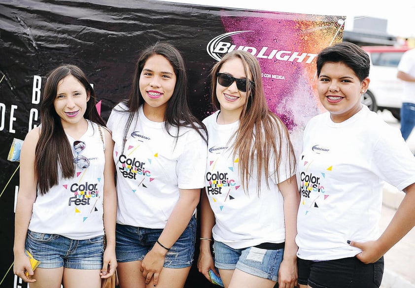 22052016 EN EL COLOR MUSIC FEST.  Eunice, Fernanda, Sara y Ana.