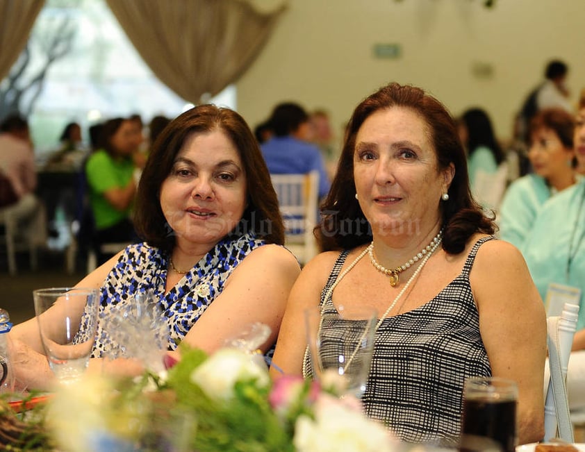 29052016 Deborah y María Esther.