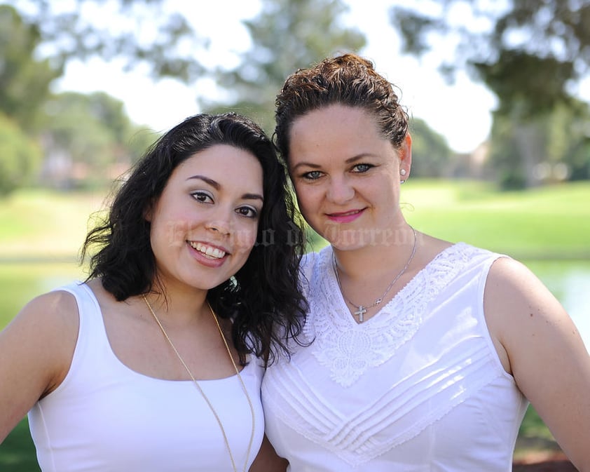 06052016 AMIGAS.  María y Bertha Alicia.