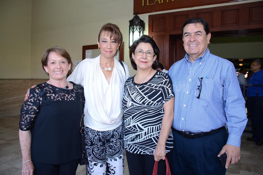 12052016 EN EL TIM.  Lety, María Alicia, Lety y Guillermo.