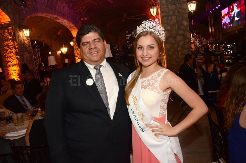 21052016 Ricardo y Vladimira.