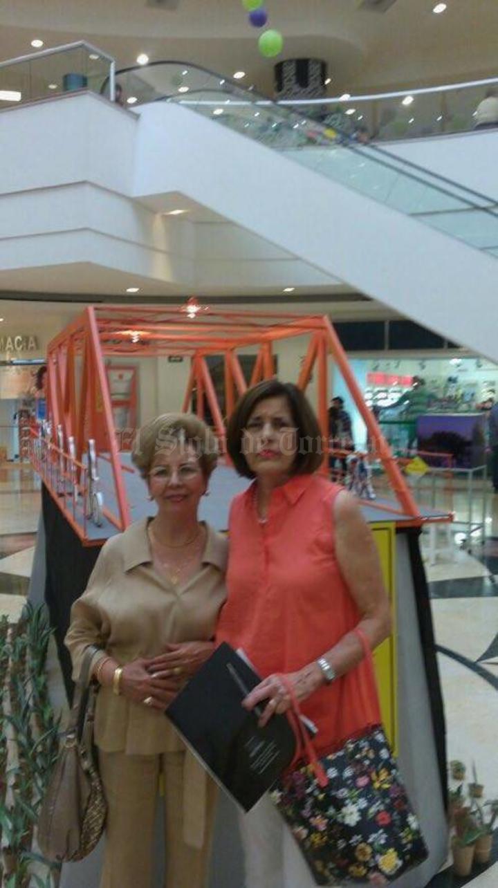 16052016 INAUGURACIóN.  Aurorita Máynez y Rosario Ramos.