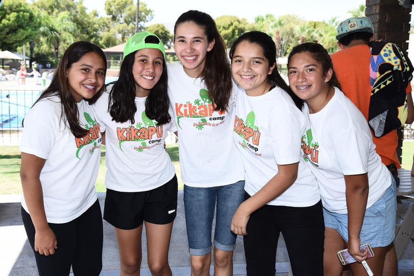 12072016 Leslie López, Marifer Valdés, Jimena Hernández, Alexandra Valdepeñas y Ana Cecy González.