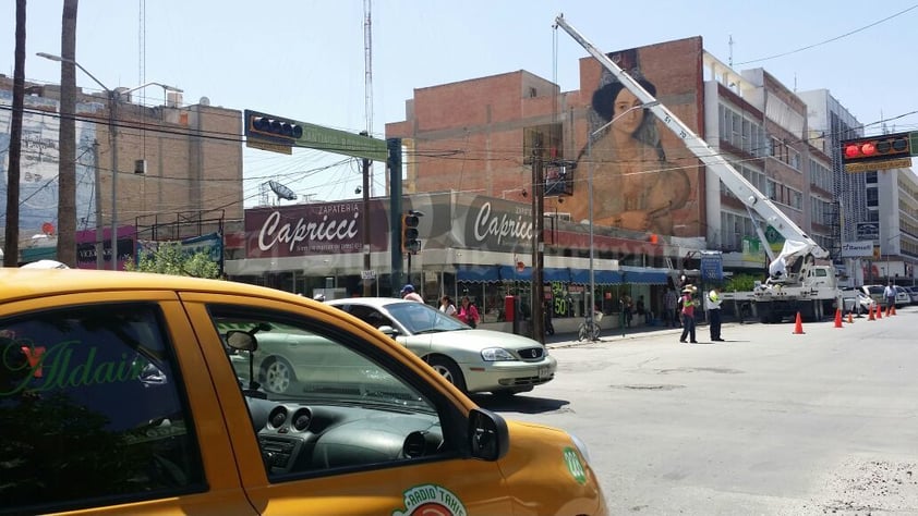 Las impactantes obras a gran escala han "invadido" el Centro de Torreón.