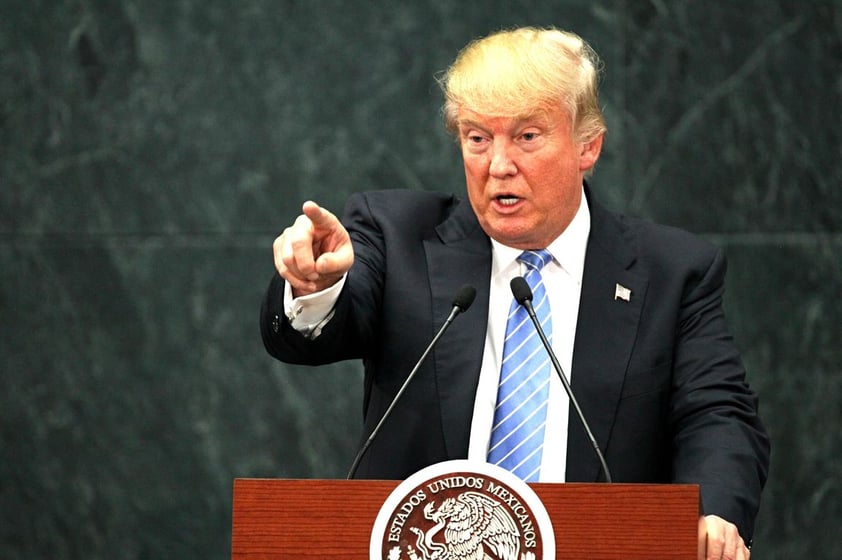 Al hablar de la inmigración, Trump calificó la situación fronteriza como un "desastre humanitario", ante los cárteles de la droga y los peligros que representan.