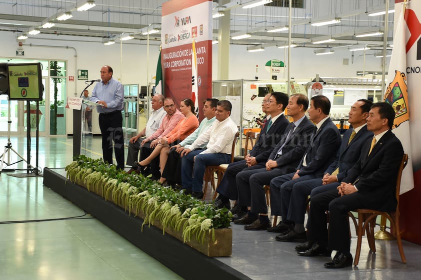 Seguirán las inversiones para la Laguna, dijo Rubén Moreira luego de inaugurar las instalaciones de esta empresa.