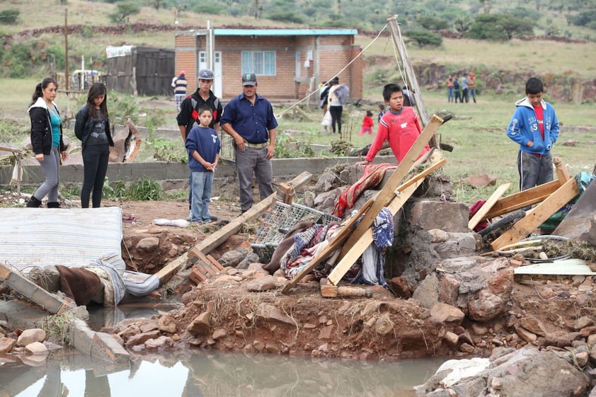 Algunas viviendas se vieron totalmente derrotadas por el agua.