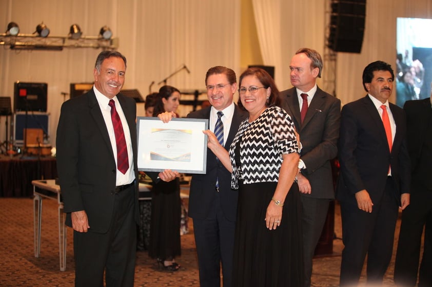 En esta celebración tan especial, estuvieron presentes algunos directivos como el Sr. Roberto Zapata Llabrés, director general de Hoteles Misión y el Lic. José Gamboa Silva, presidente del Consejo de Administración de Inmobiliaria Brits, entre otros invitados especiales.