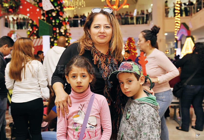 06122016 Angélica, Ángela y Antonio.