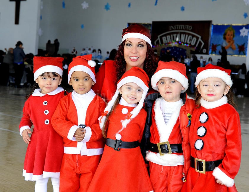 16122016 Miss Rocío, Paula, Fernando, Óscar, Jenicka y Valentina.