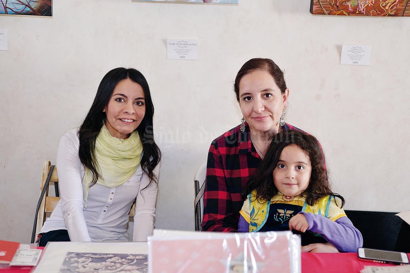 24122016 Teresa, Patricia y Matilde.