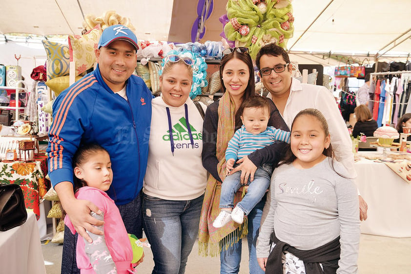 27122016 Enrique, Ximena, Evelyn, Huguette, Diego Emilio, Benjamín y Danna.