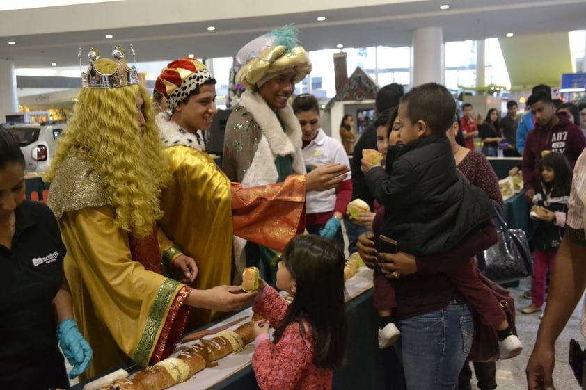 Un año más, el centro comercial Paseo Durango festejó el Día de Reyes.