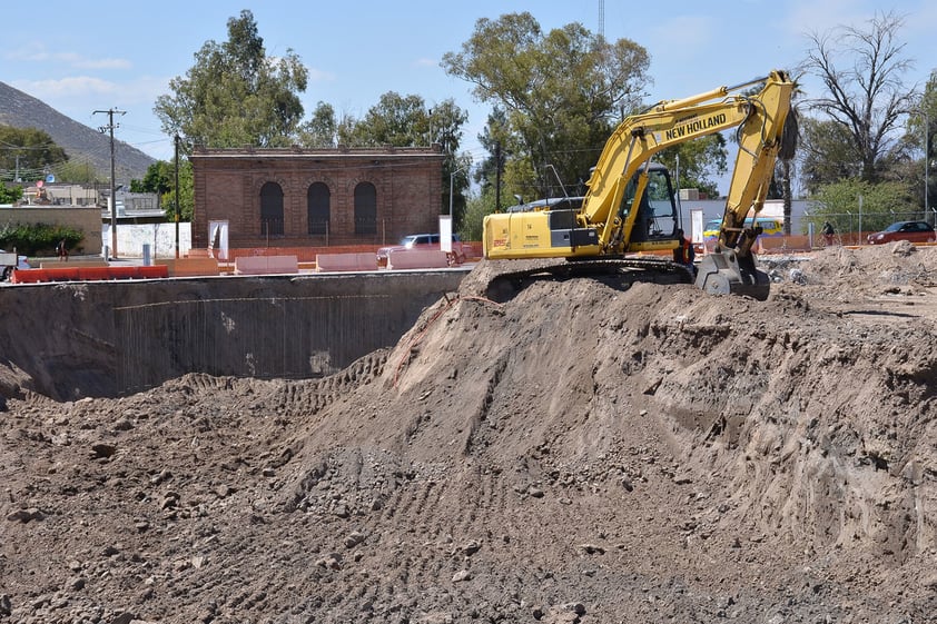 Las obras de la terminal, que se ubicará a la entrada de Torreón en Constitución y Múzquiz, continúan.