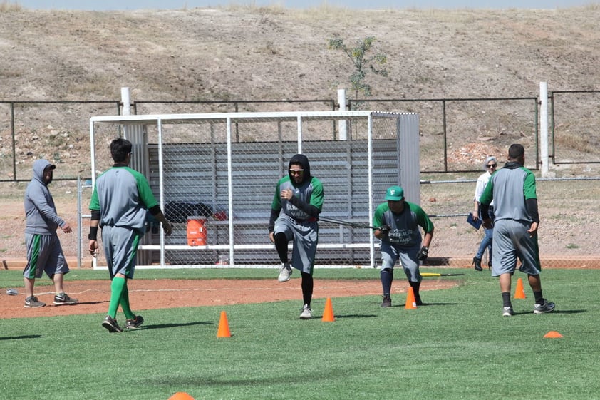 Los entrenamientos de Generales de Durango no se detienen.