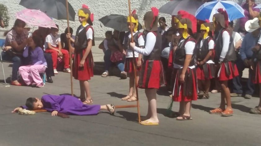 Viacrucis infantil del templo de María Auxiliadora.