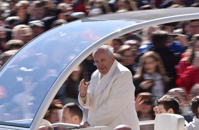 El papa Francisco tiene una mención especial como líder.