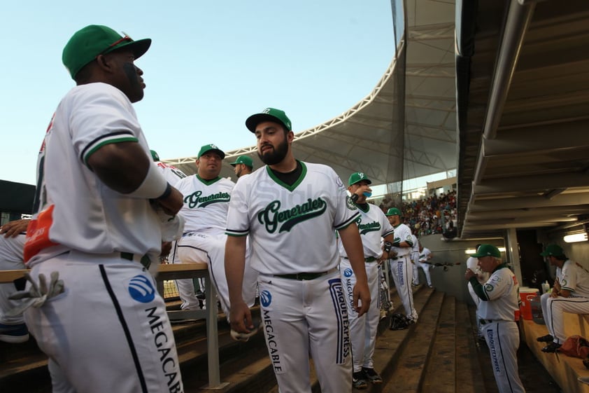 Después de 38 años el beisbol profesional regresó a Durango.