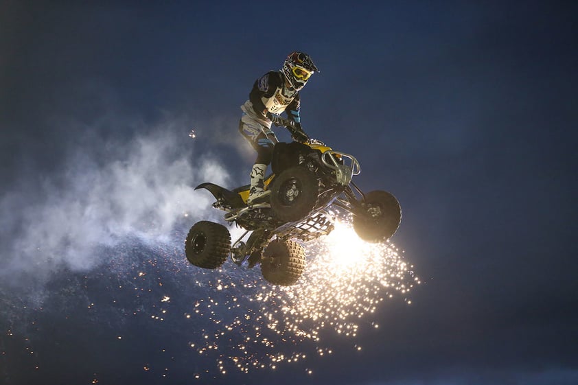 Entre los pilotos de freestyle de motocros destacó un duranguense.