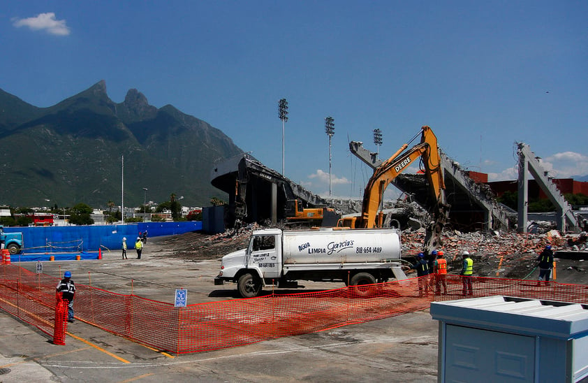 En dos ocasiones Santos Laguna perdió la final en este estadio.