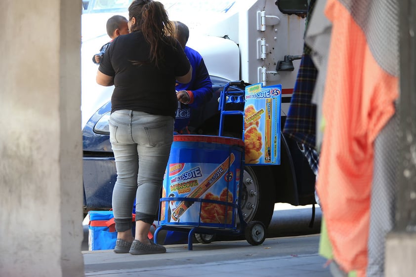 A lo largo de la ciudad, se ubica a personas en condiciones de ambulantaje.