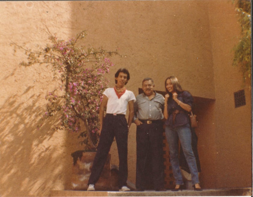 16082017 CALLEJÓN DE LAS CRUCES, CASA ESTUDIO DE PEDRO CORONEL. PROYECTO DEL ARQ. LUIS BARRAGÁN EN SAN JERÓNIMO, EDUARDO RUIZ PEDRO CORONEL Y JANET RUIZ 1985.