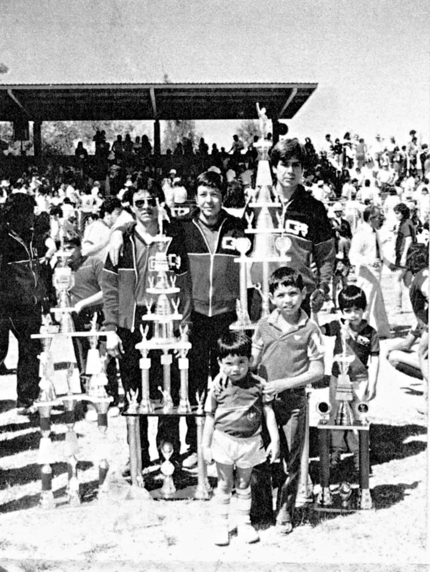 20082017 Equipo GR, campeón de la liga, de copa y campeón de campeones. Beto López, José L. García y Jorge Rodríguez, en los años 80.