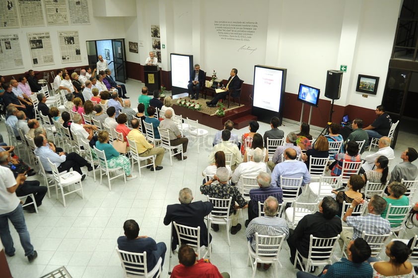 Es una obra hecha con dos elementos que atrapan la atención: una exposición clara y el tratamiento de experiencias debidamente filtradas y asentadas.