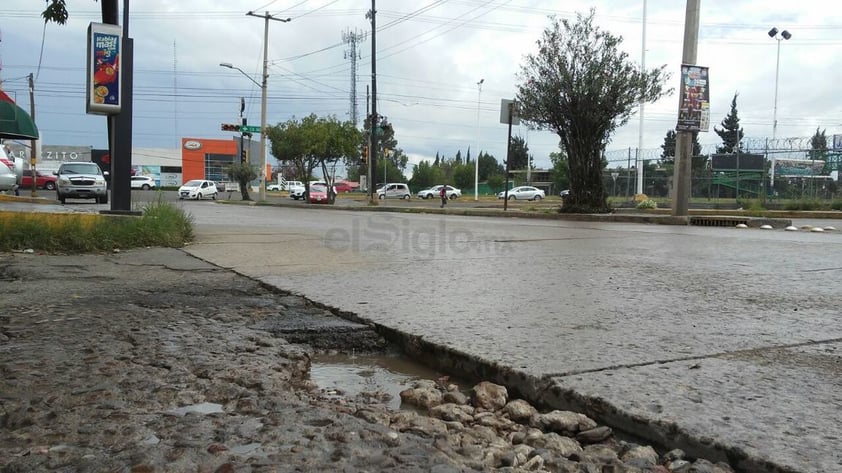 Calle Haití y Asiano, a un costado de la ex súper del Issste.