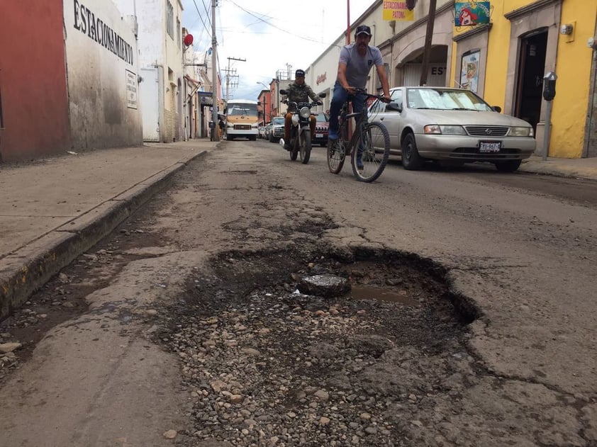 Calle Patoni entre Negrete y 20 de Noviembre, zona Centro.