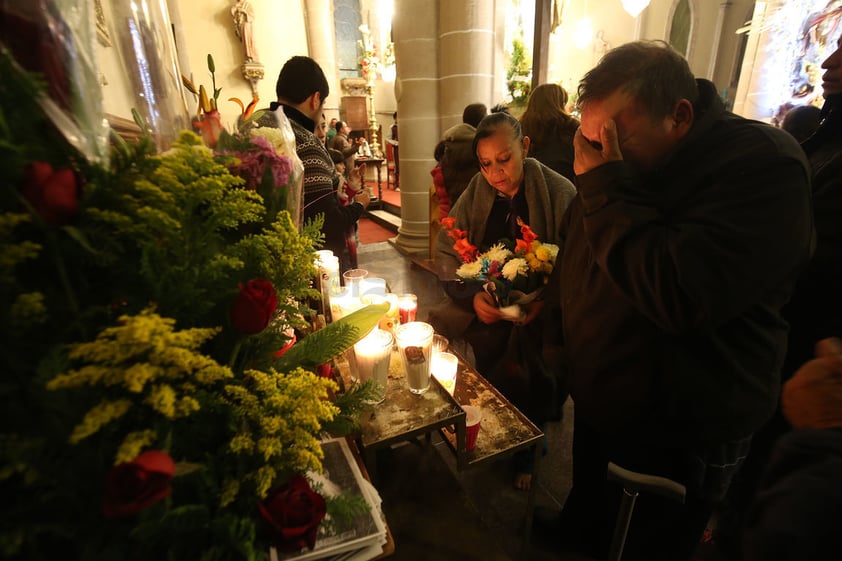 Duranguenses veneran a la Virgen de Guadalupe