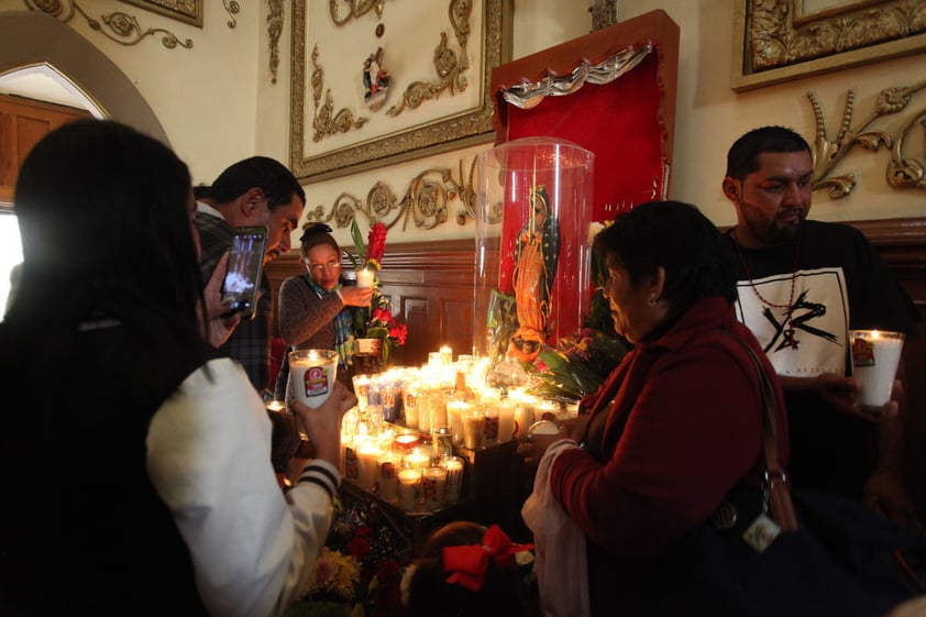 Según la tradición católica se le apareció un día como hoy al ahora San Juan Diego en el cerro del Tepeyac.