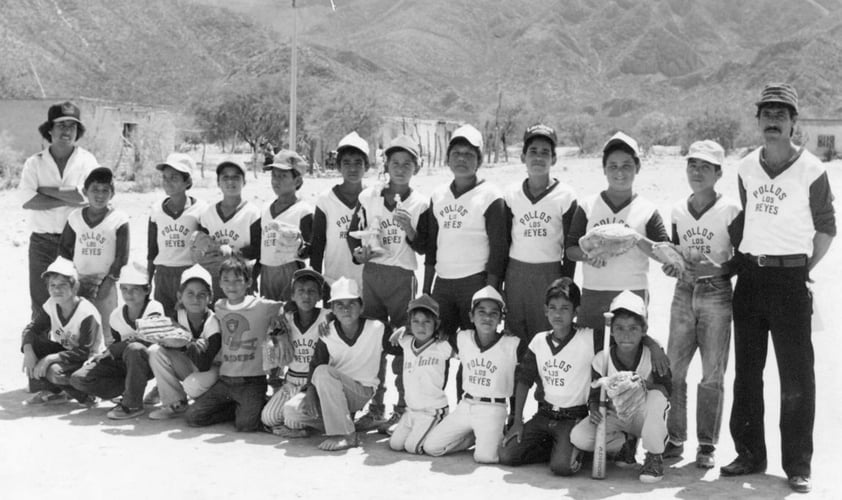 Equipo Pollos Los Reyes en 1987.