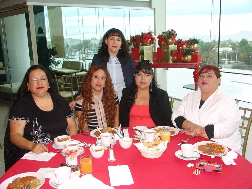 05042018 Liliana, Cynthia, Cony, Ely y Yadi.