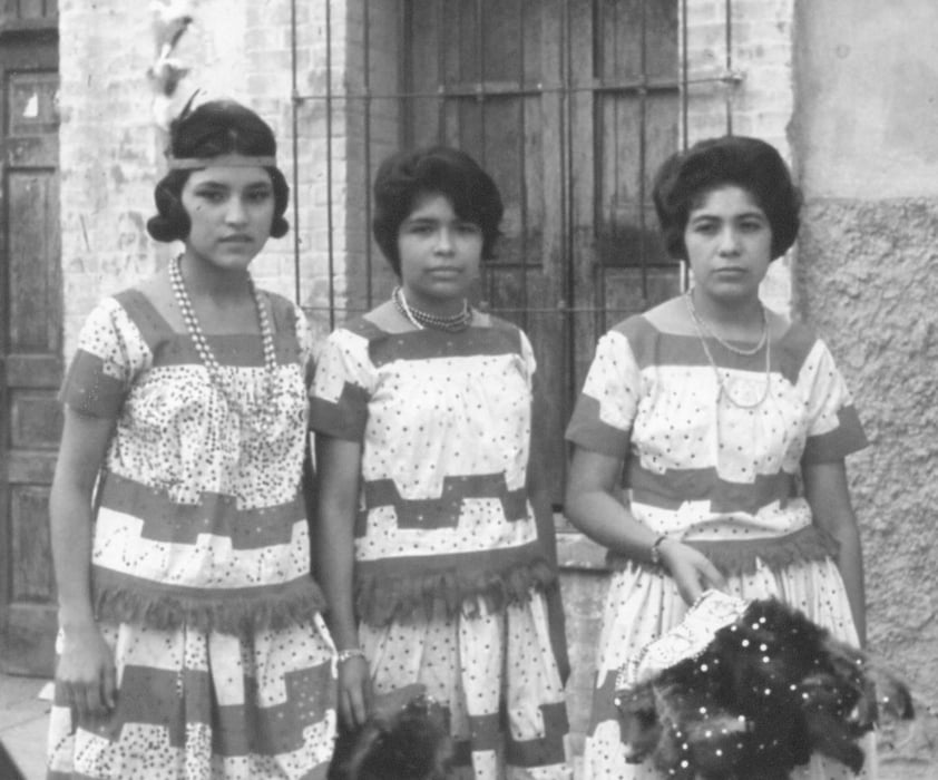 15042018 Ma. Luisa Vázquez, Ma. Victoria Vázquez y Silvia Pérez, en danza hace años.