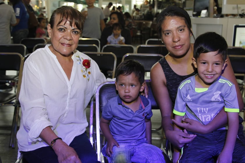 Paseo Durango festeja a los niños