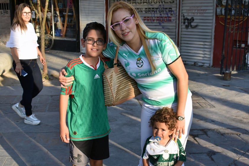 24052018 Salvador, Andrea y Andrés.