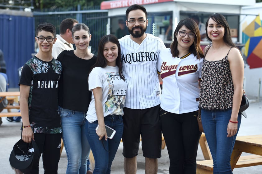 31052018 Diego, Ana, Ana Fer, Tomás, Briseida y Edith.