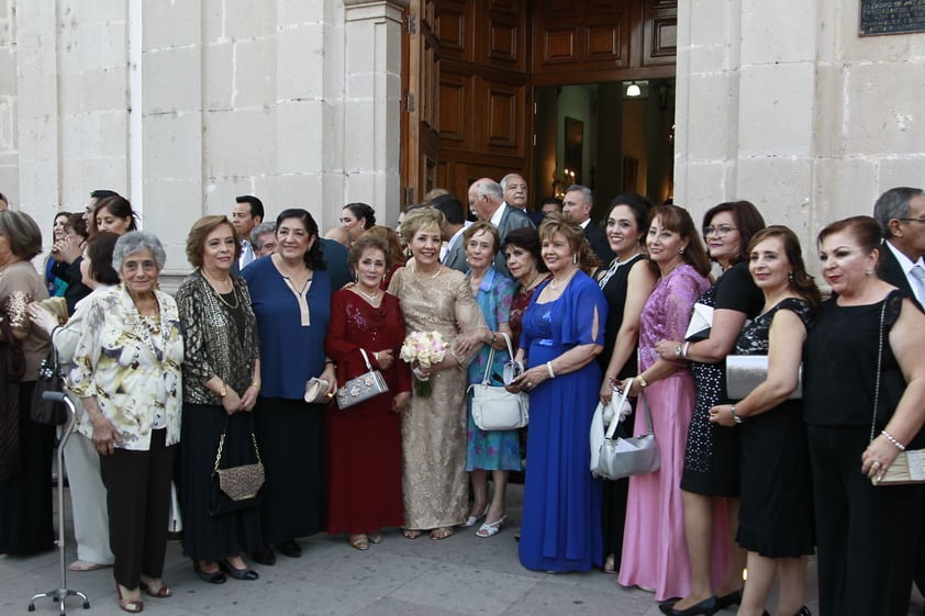 Enrique Benítez Vargas e Irene Ojeda celebran bodas de oro