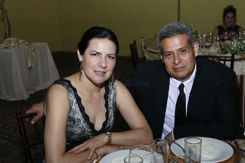 Shelley León y Enrique Rodríguez.