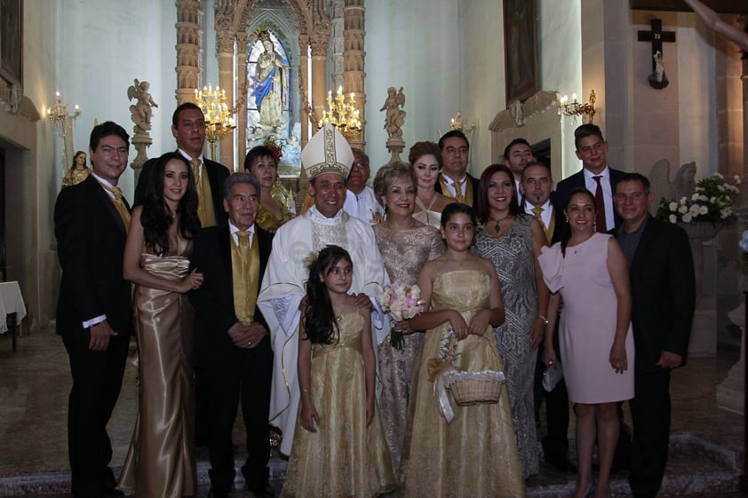 Enrique Benítez Vargas e Irene Ojeda celebran bodas de oro