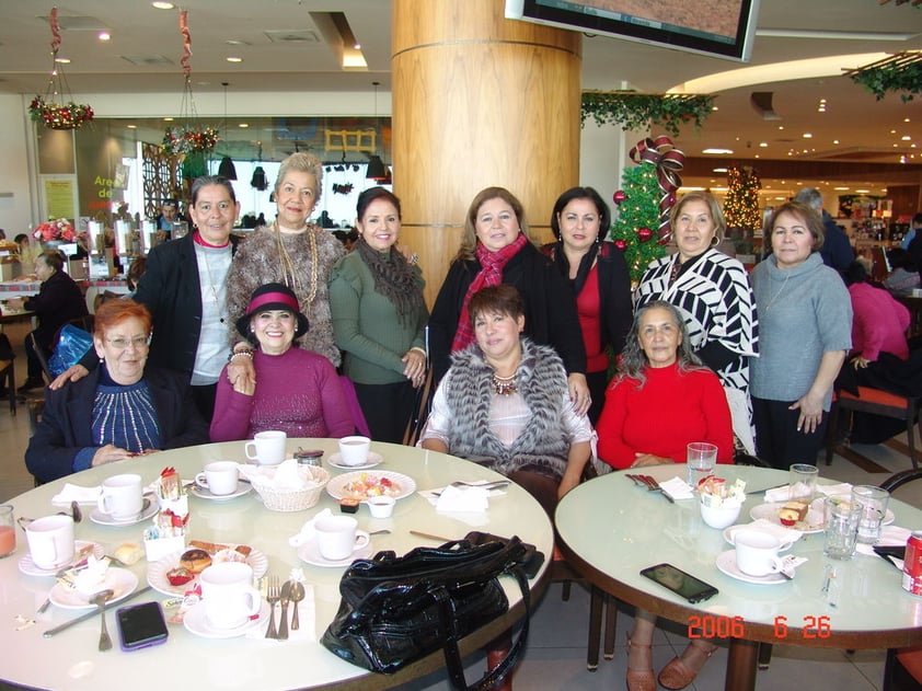 14062018 Cristy, Juanita, Rosy, Rosy, Laura, Irma, Carmelita, Rebeca, Sarita y Dalia.