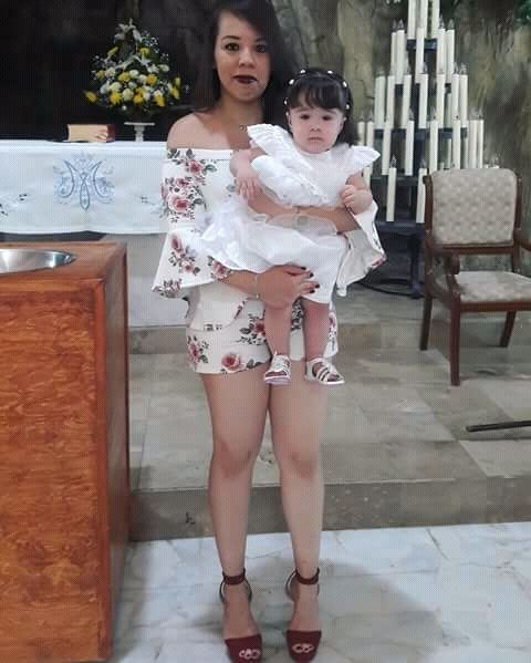 21062018 Fernanda y Victoria.