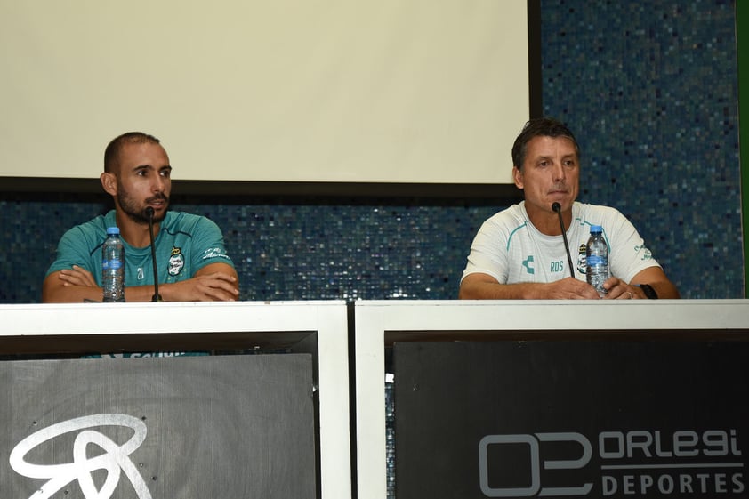 El mediocampista que portará el número 20 en los dorsales, llega a préstamo desde el Ascenso MX, donde llevaba un mes de pretemporada con los Toros Celaya, luego de haber militado por dos torneos con el Atlético San Luis.