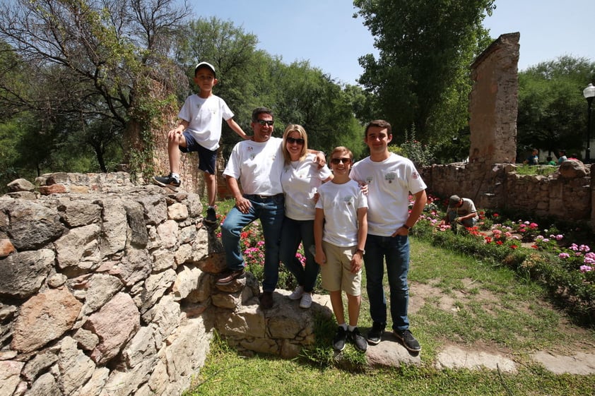 Reunión de la familia Howard en Durango