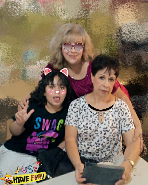 12072018 Tres generaciones: Allison, Caro y Cecy