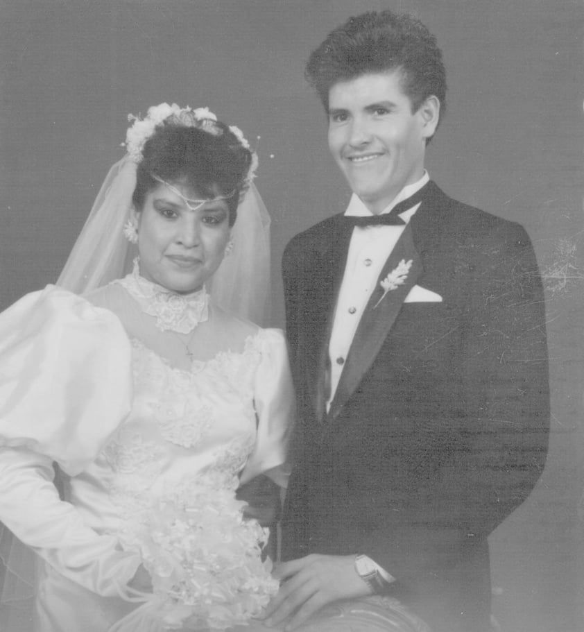 22072018 Sra. Lorena Santos Herrera y Sr. Juan Burciaga, el 22 de julio de 1989.