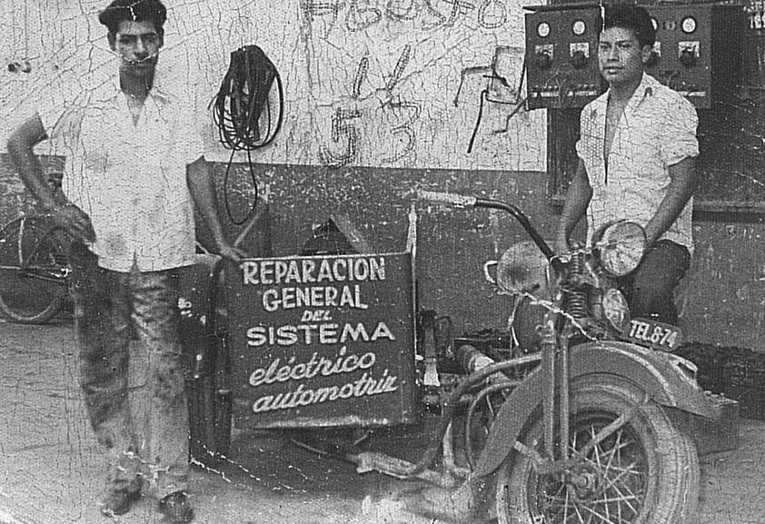 05082018 José Trujillo Gutiérrez y Max, foto tomada el 11 de agosto de
1953.