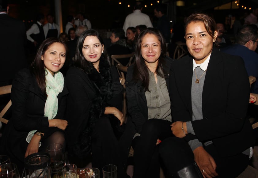 Georgina, Marcela, María y Yadira.